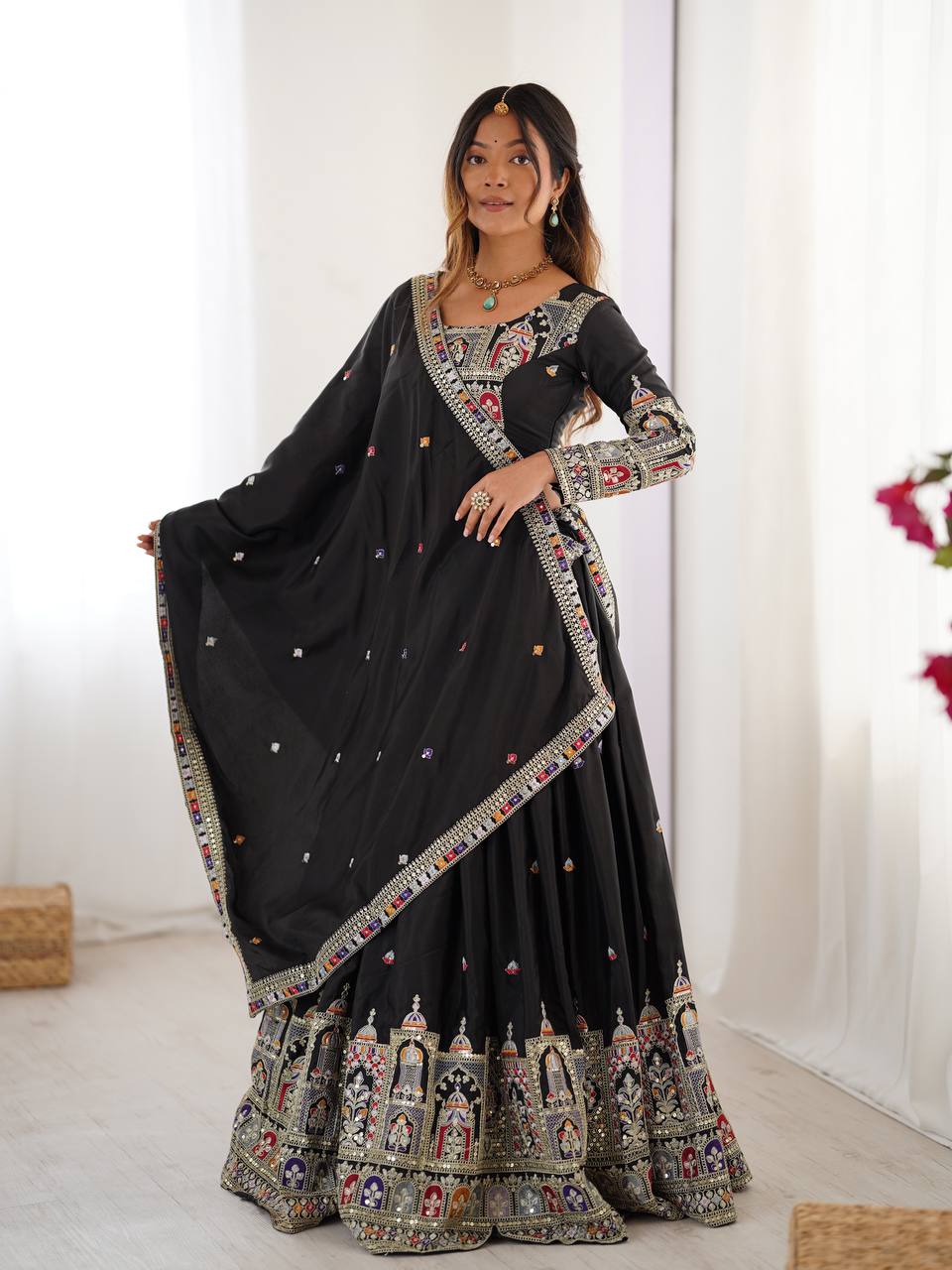 Letest New Bollywood Style Natural Crep silk Lehenga choli